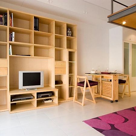 Reina Amalia Apartment Barcelona Exteriör bild