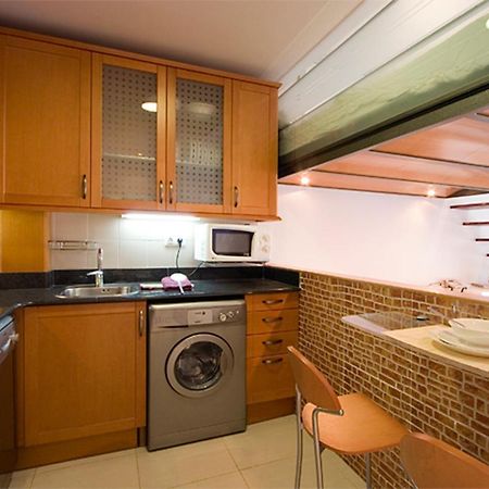 Reina Amalia Apartment Barcelona Exteriör bild