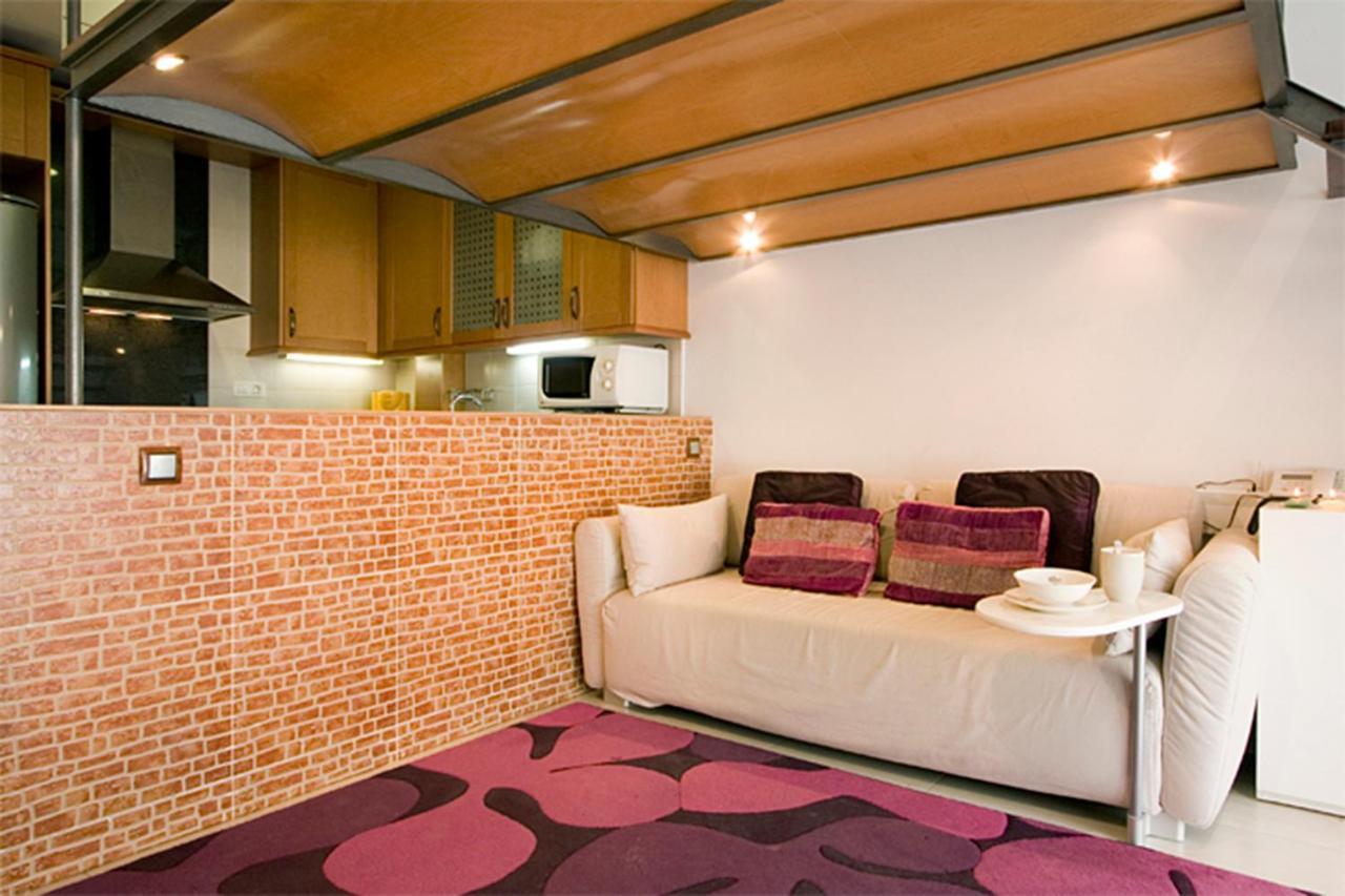 Reina Amalia Apartment Barcelona Exteriör bild